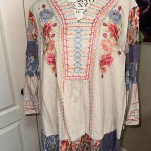 Coldwater Creek Floral  Embroidered Boho Tunic